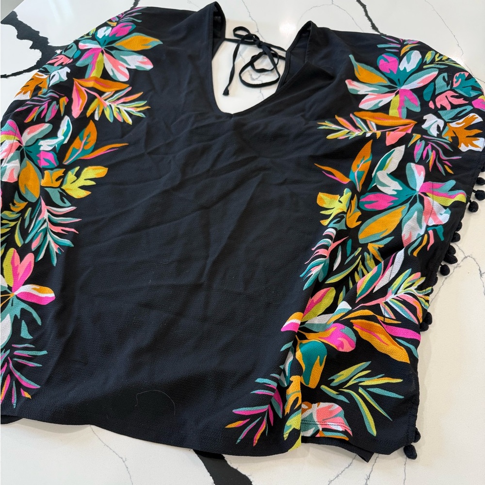Xiliration Women’s Black Floral Swim Cover-Up Tunic M